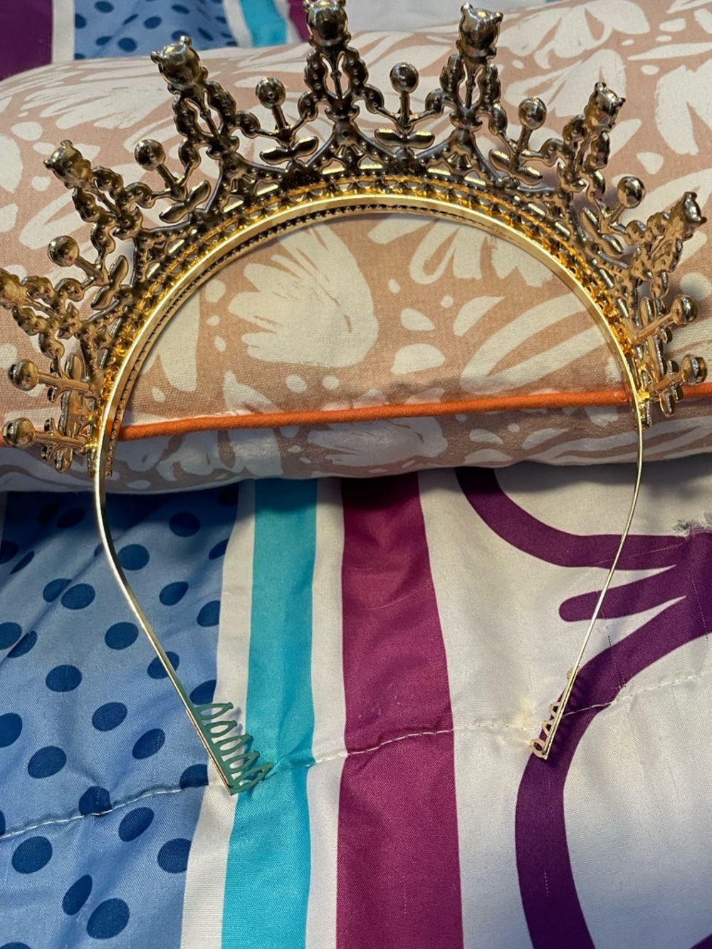 Unlisted OS Gold Rhinestone Crystal Tiara Headband - Picture 4 of 6